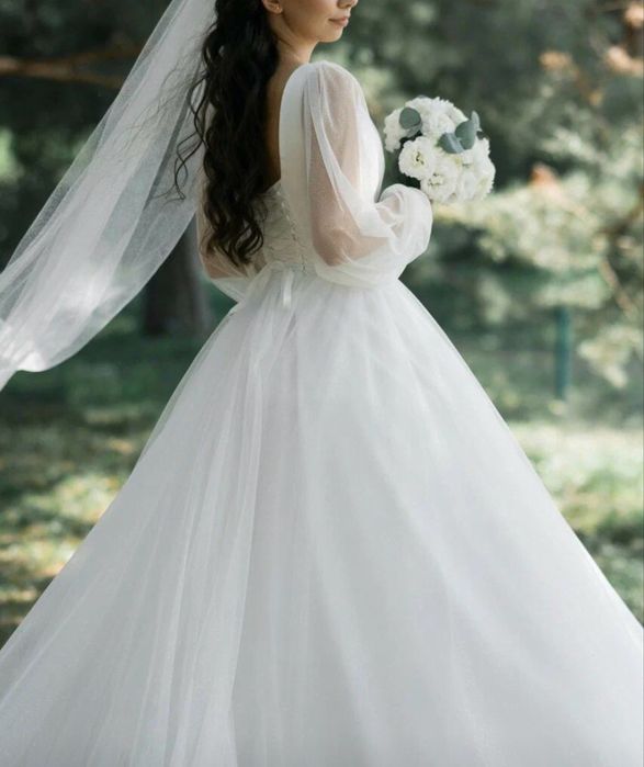 Свадебное платье