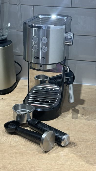 Продам кофемашину