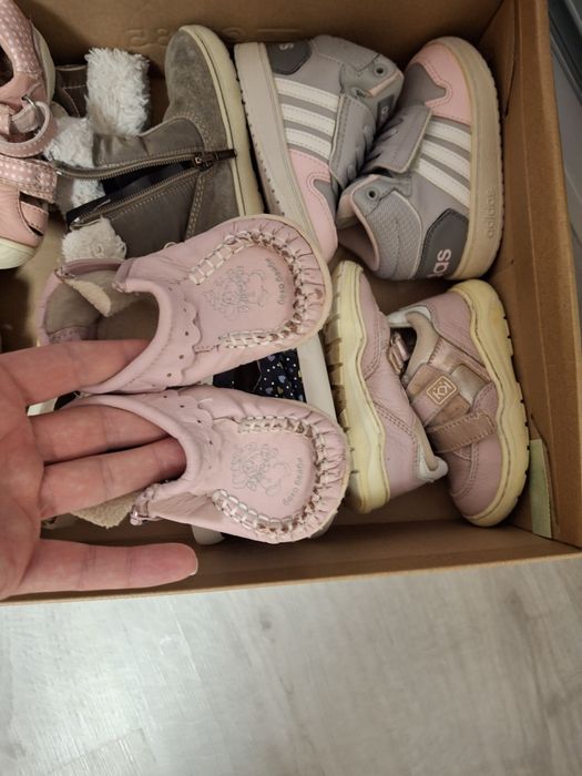 Обувки за момиче от 16 до 24 номер