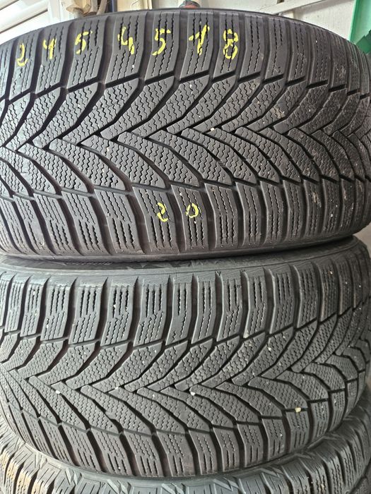 Гуми 245/45/18 2броя