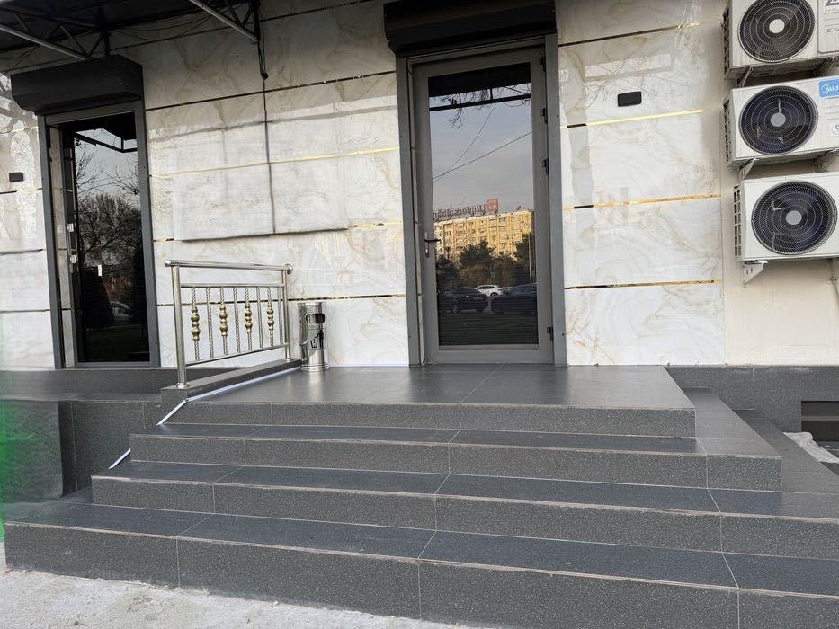 Сдаётся коммерческое помещение под офис / салон / магазин