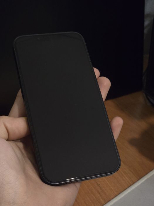 iphone 14 midnight blue