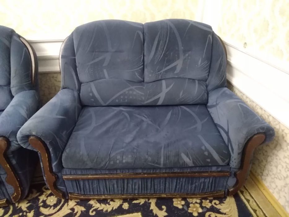 Диван тройка.