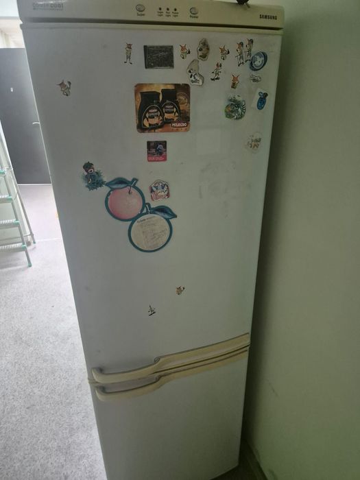 Холодильник Самсунг