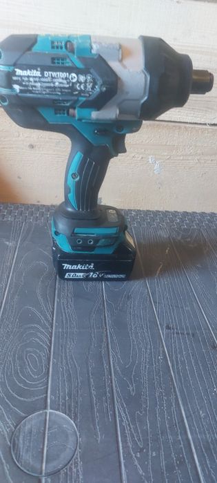Makita  DTW1001 cheie impact