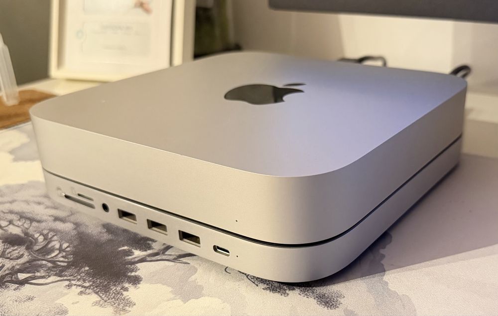 Vand Mac Mini M1 8Gb Ram, 256Gb SSD si dock Satechi