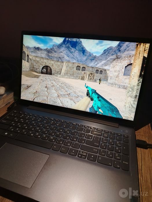 Lenovo noutbook sotiladi