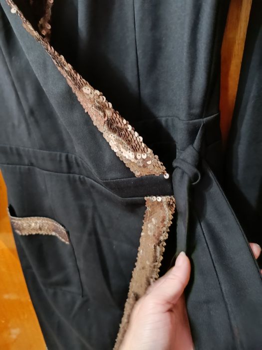 Rochie Zee Lane cu paiete aurii, mărimea 38