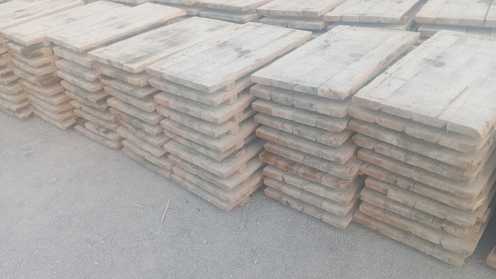 Станок для шлакоблока гидравлический.