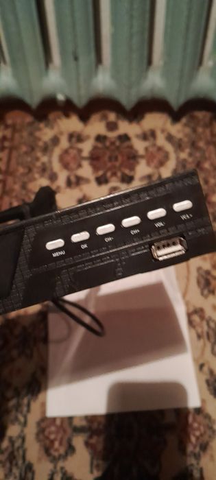 Спутниковый ресивер тюнер декодер для больших и средних спутниковых та