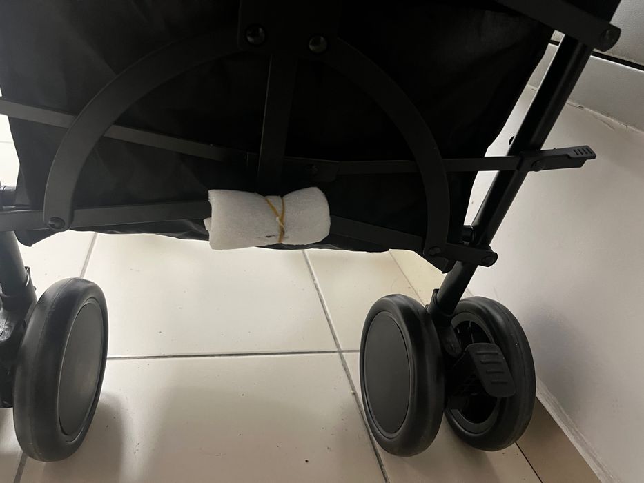 Новая коляска Babyton