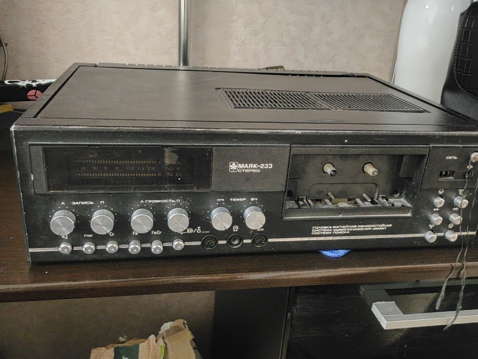 Магнитофон "Маяк" 12000 тг