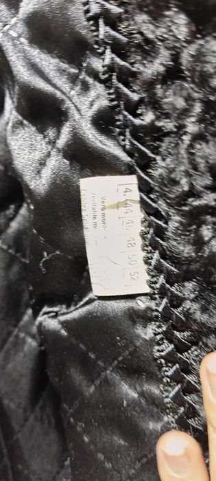 Полушубок каракуль.