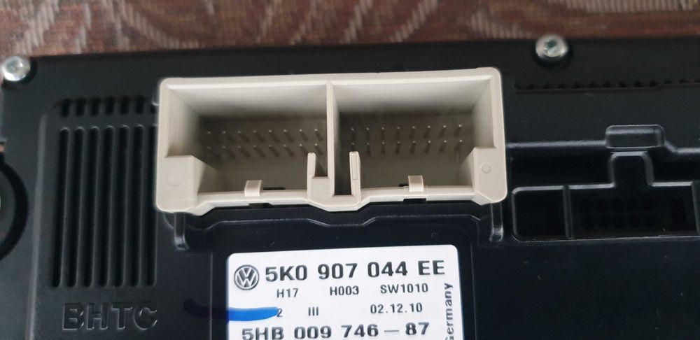 Ориг. управление за климатроник с печка и подгрев Пасат В6, В7 и СС.