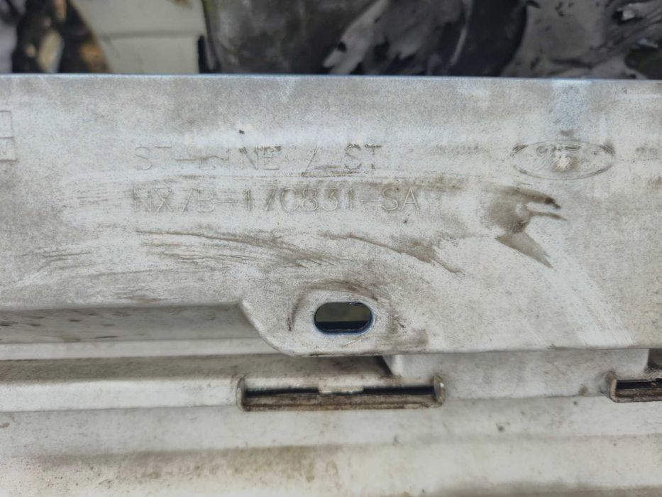 Bara fata Ford Focus 4 Facelift ST-Line an 2022 2023 2024 2025