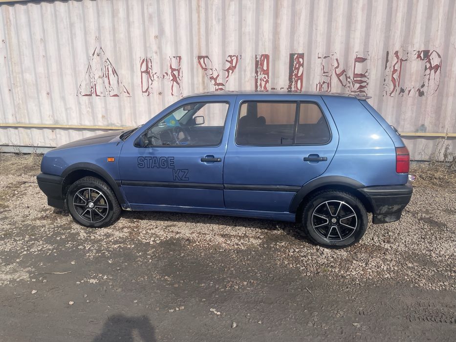 Гольф 3 1993год 1.6 моно