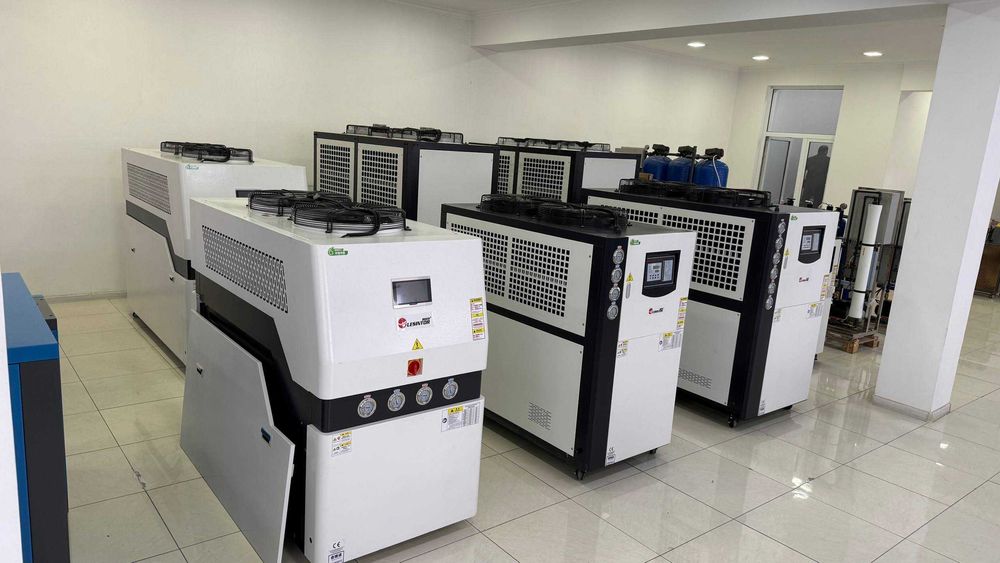 Промышленный чиллер Lesintor LXT-AC05 (5HP, 14.5 кВт)