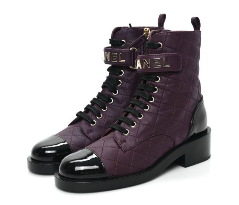 Chanel ботуши лого