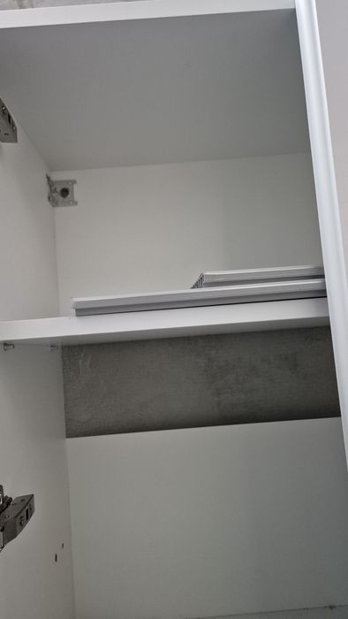 Ирим кухненски шкаф горен ред за аспиратор