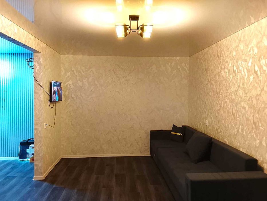 Продам 2х ком. 4эт, ул.Абая. Капит.ремонт