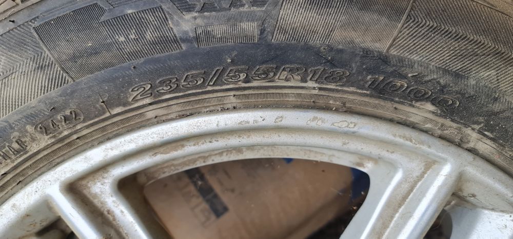 Cauciucuri de iarna 235.55.18