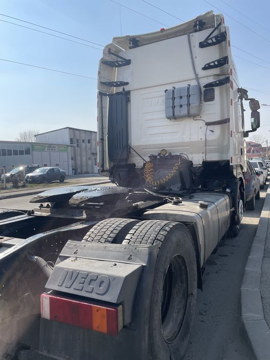 Dezmembrez iveco stralis 450