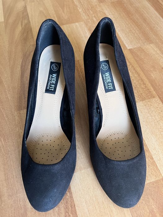 Официални обувки