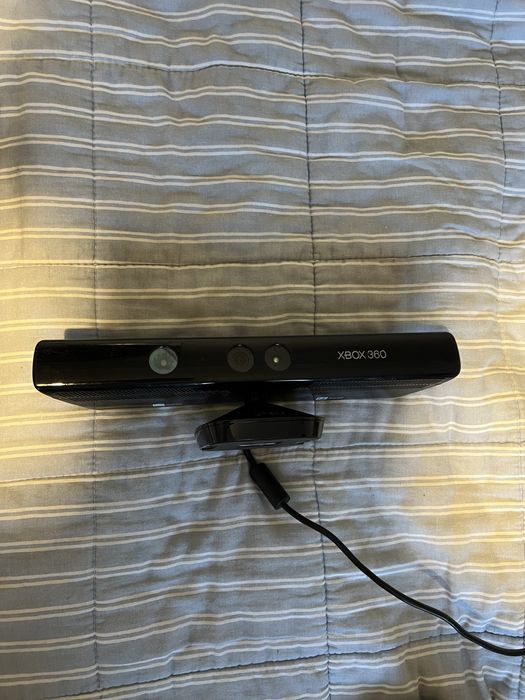 XBOX 360S kinect in stare buna de functionare, 20+ jocuri