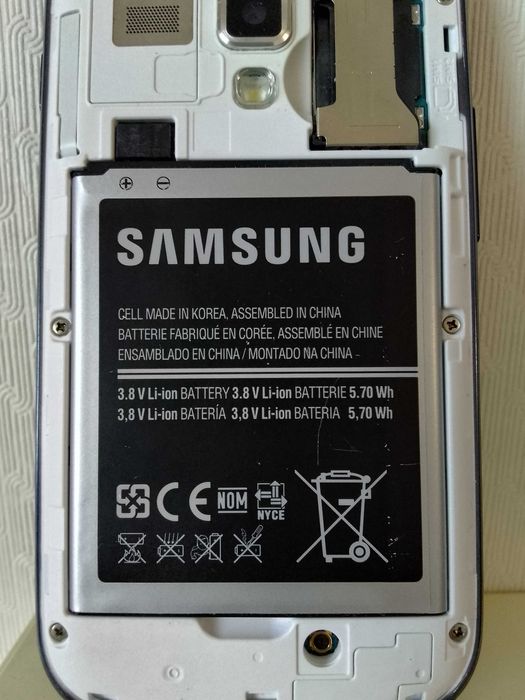 Работещ телефон Samsung S Duos (+USB кабел)