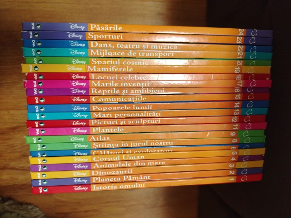 Lot 22 cărți Enciclopedia Disney