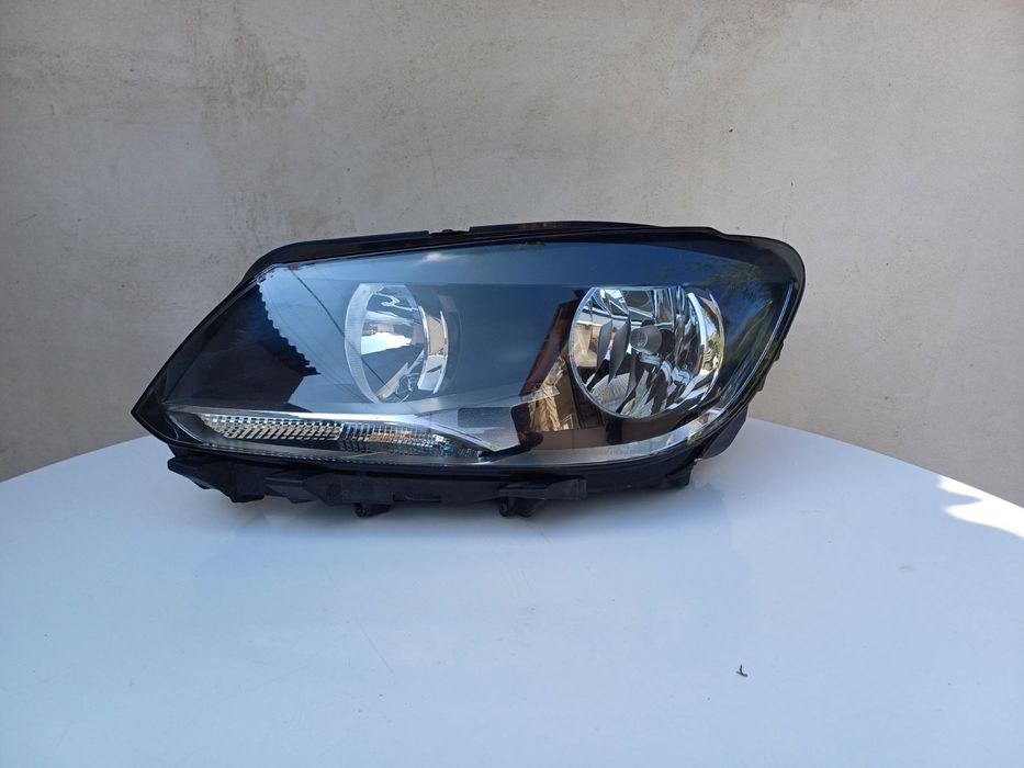 Ляв фар за Vw Caddy; 2010г.-2015г.