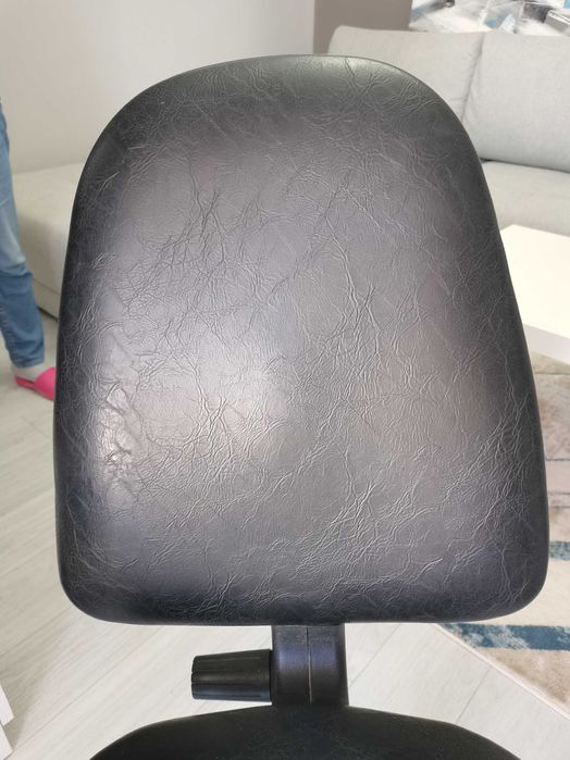 Scaun de birou culoare neagra