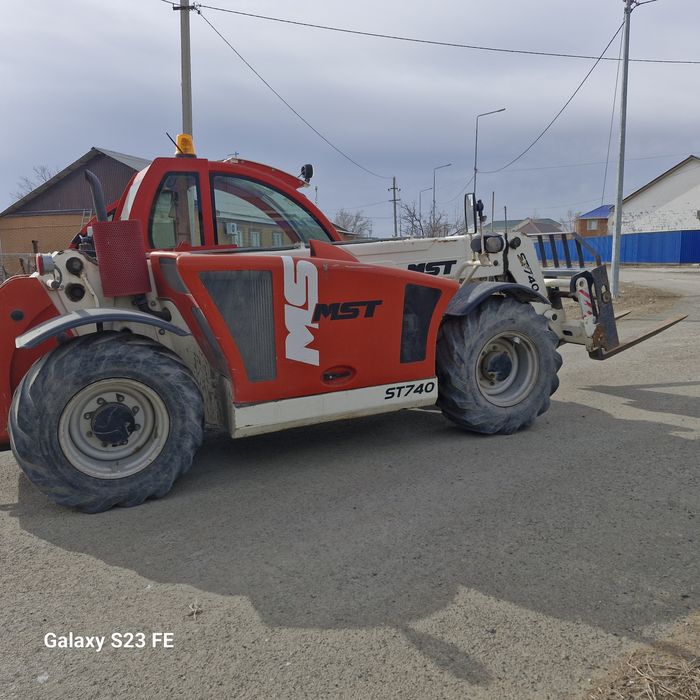 Телескопический погрузчик 4 тонна