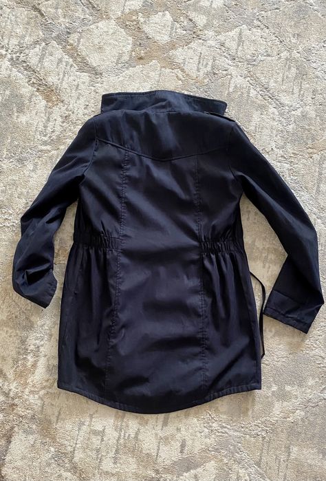 Ветровки женские, парка
