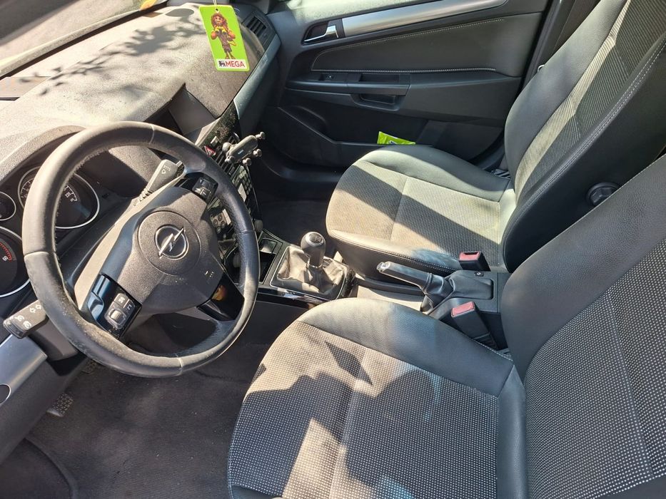 Vând Opel Astra break