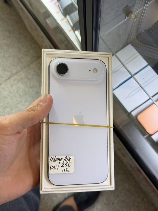 В продаже Iphone Air