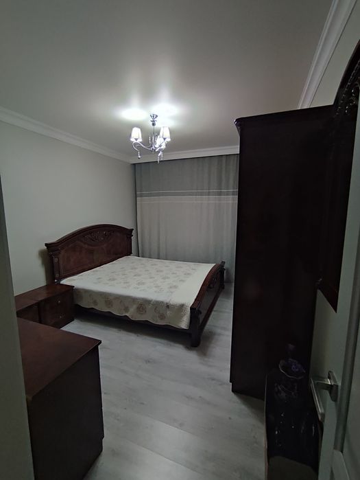 Продам Спальный Гарнитур