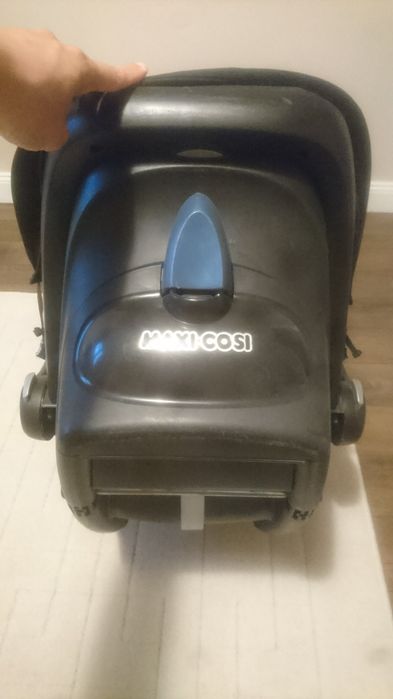 Кош за кола MaxiCosi + безплатна доставка