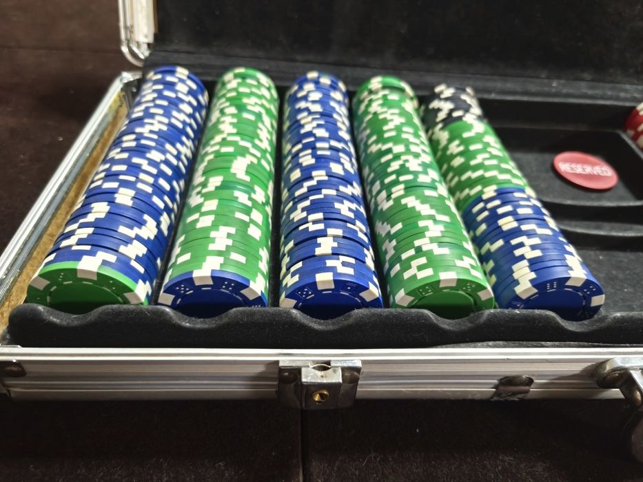 Покер чипове чип сет poker chip set