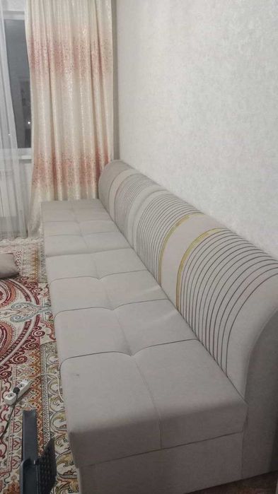 Продается диван новый