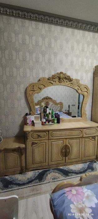 Splaniy kamplekt srochniy sotiladi 5500 ming som