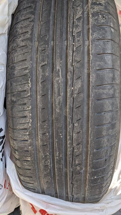 Продам шины летние 215/65 17
