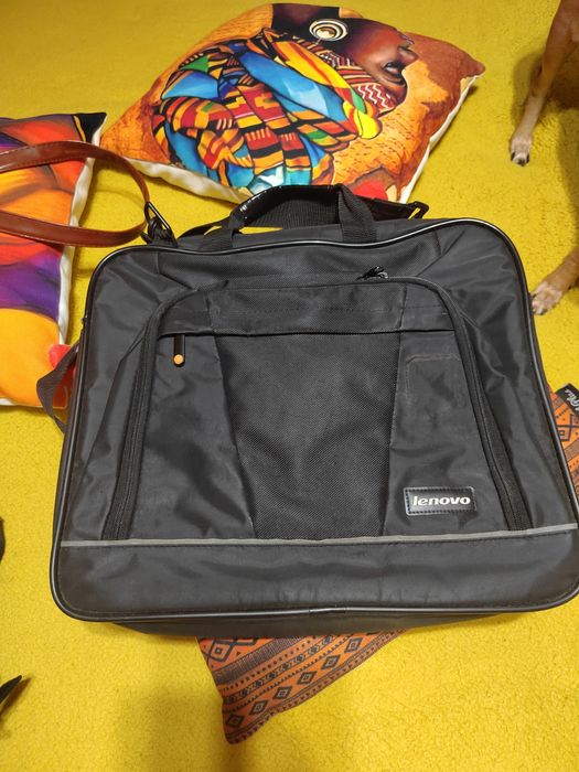 Сумки для ноутбука и прогулки