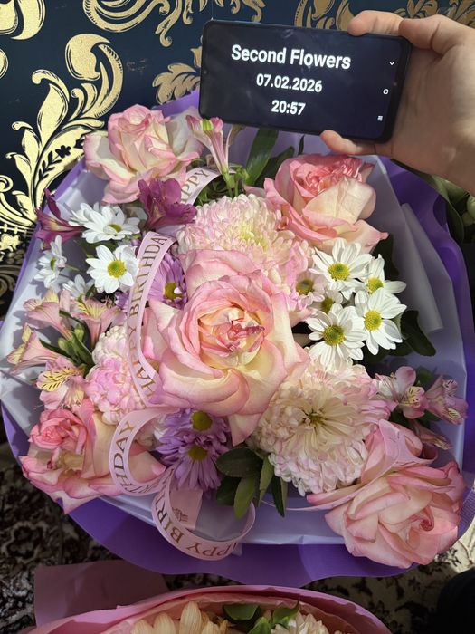 Gul buket bugungi svejiy