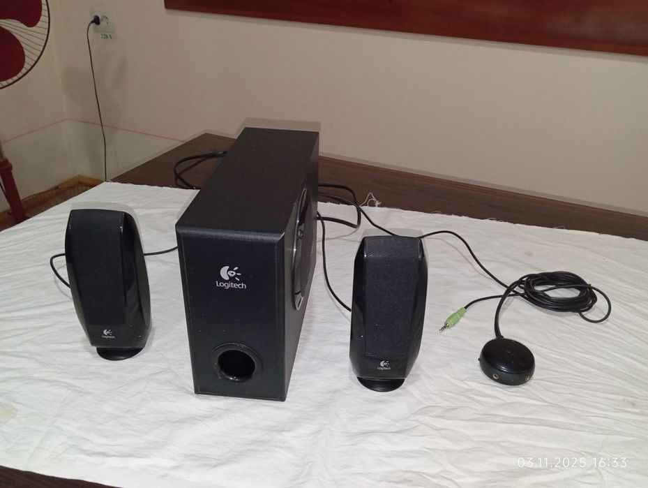 Калонка Logitech S-220