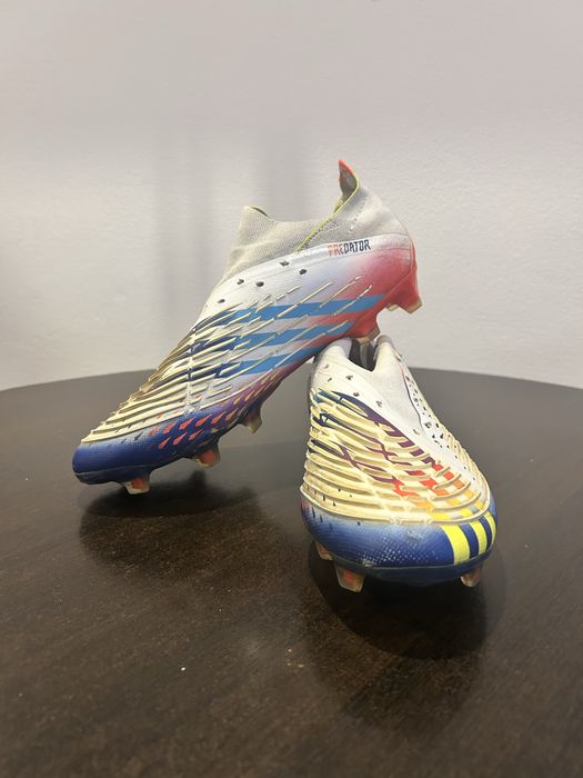 Ghete de Fotbal Adidas Predator. 1 SG-Pro si FG