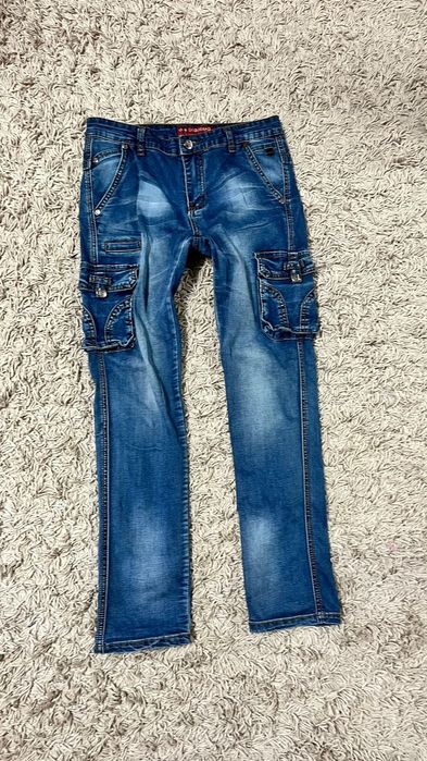 Продам подростковые джинсы