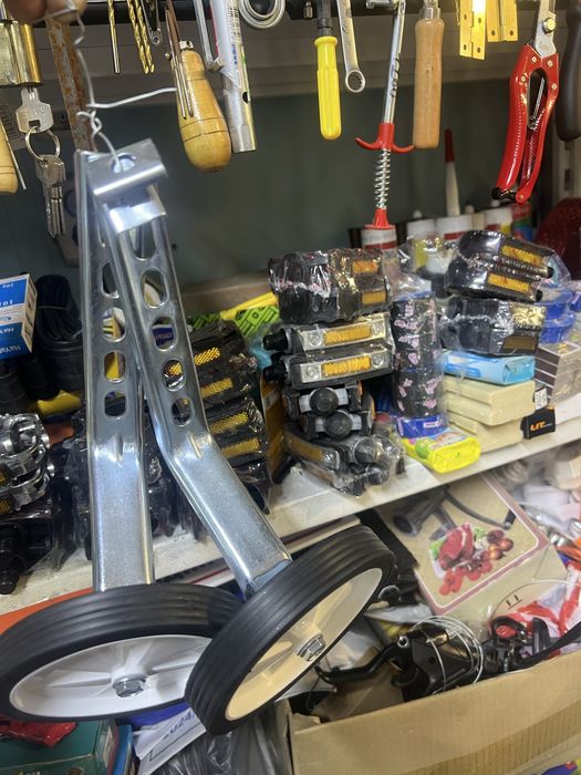 Велобагажник.Опорные колёсики .Сидушки