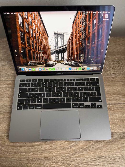 Macbook Air M1 8GB