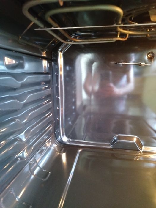 Продам Электрическую духовку